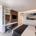 Hotell Pavlo Napa 4*