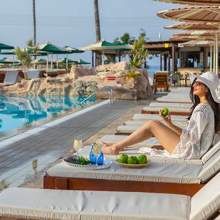 Pavlo Napa Hotel 4*