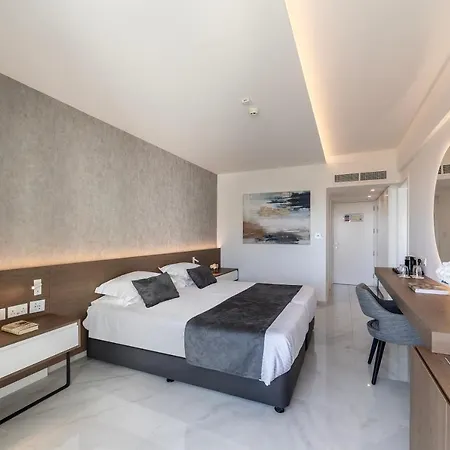 Pavlo Napa Hotel