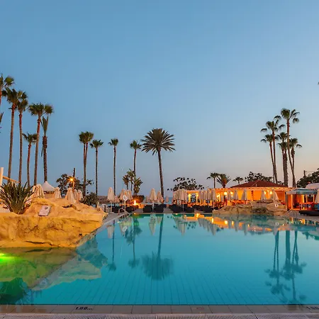 Otel Pavlo Napa Aya Napa